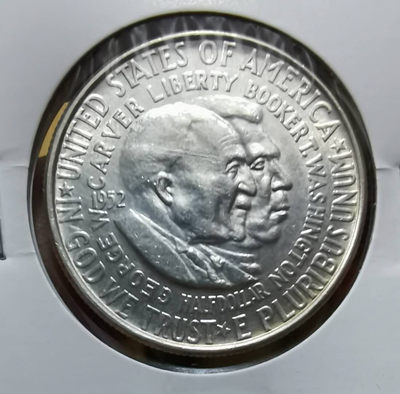 北京马甸外币专卖微拍第二十一期，陆续上新，欢迎关注 - 1952年美国1/2美元布克华盛顿纪念银币，品相如图，重12.5克，900银