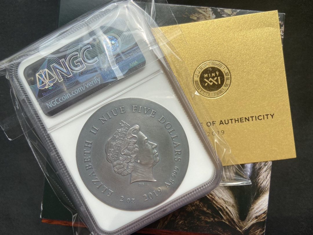 【币观天下】第120期钱币拍卖～ 【纽埃】2019高浮雕猫头鹰银币【ngc69】
