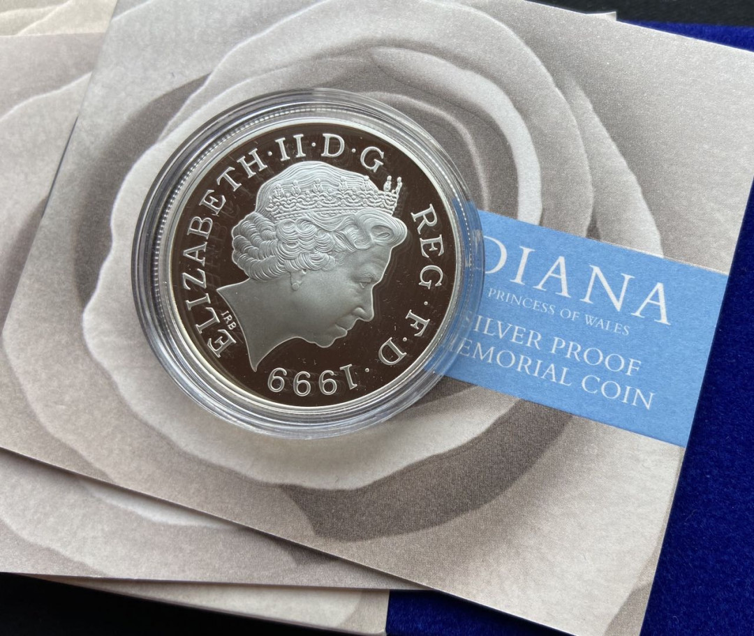 【币观天下】第120期钱币拍卖～ 【英国】1999年戴安娜王妃精制纪念币【获奖币】