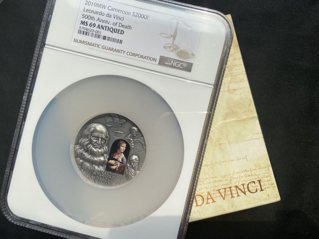 【币观天下】第120期钱币拍卖～ 【喀麦隆】2019达芬奇仿古高浮雕镶嵌银币【ngc69】