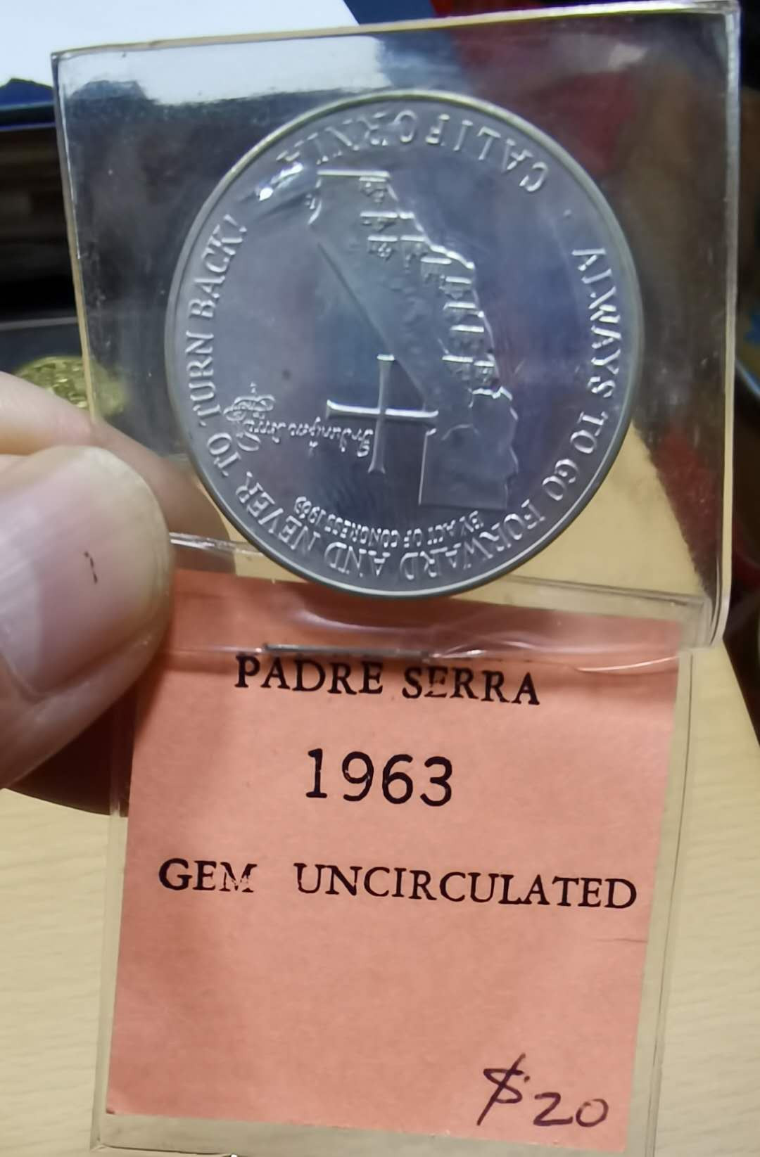 北京马甸外币专卖微拍第二十一期，陆续上新，欢迎关注 1963年美国发行发现加利福尼亚200周年纪念银章，重量：19.8克，成色：9成银