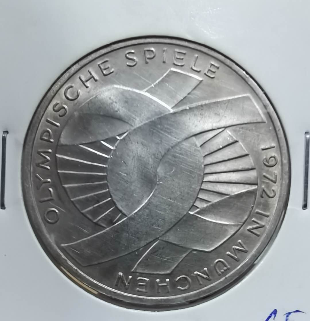北京马甸外币专卖微拍第二十一期，陆续上新，欢迎关注 1972年德国慕尼黑奥运会10马克纪念银币，重：15.5克，0.625银