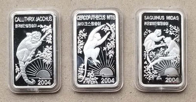 【随心拍&Getcoins】钱币拍卖第六十六期～ 朝鲜2004年生肖猴央厂国徽版方形银币三枚