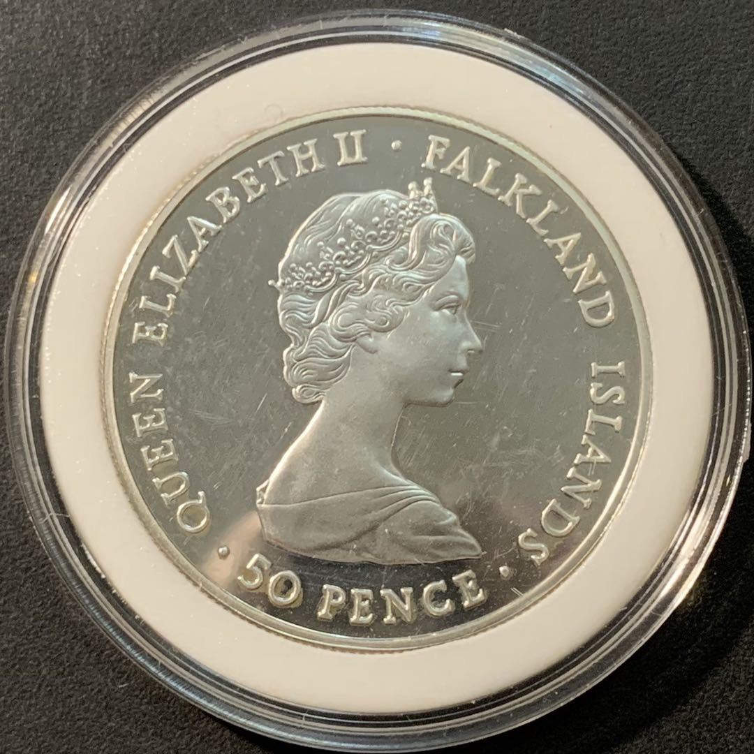 紫瑗钱币——微拍第103期 福克兰群岛 1982年 福克兰战争胜利 50便士 28.28克 0.925银 精制