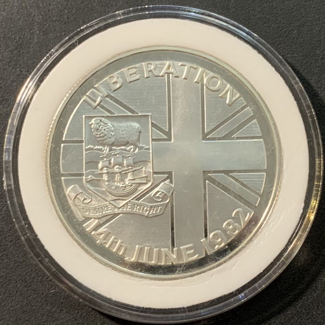 紫瑗钱币——微拍第103期 福克兰群岛 1982年 福克兰战争胜利 50便士 28.28克 0.925银 精制