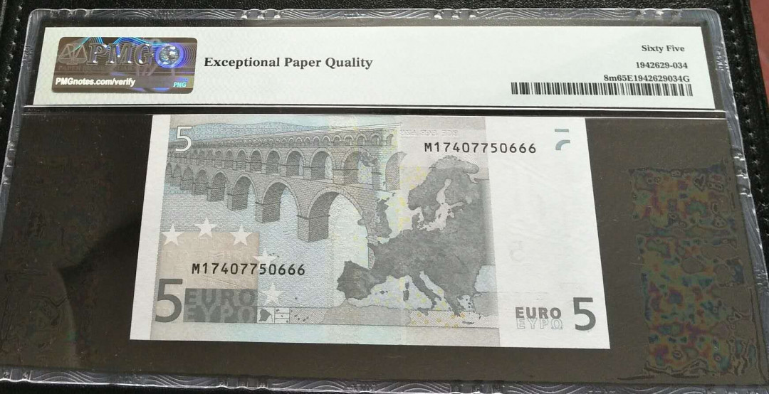 【鲸贝乐淘】千字文·第“节义廉退，颠沛匪亏”号拍卖 【欧元】2002年5欧元，666豹子号，PMG65E 