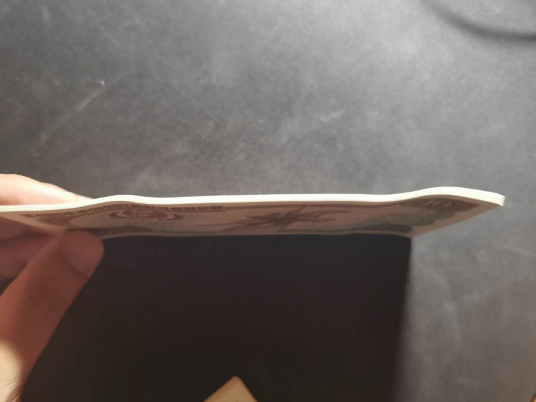 【鲸贝乐淘】千字文·第“节义廉退，颠沛匪亏”号拍卖 【朝鲜🇰🇵 】1978年1.5.10.100元，尾两同10连号，共40张，1.5背绿方章全新全品UNC, 10背红章有波浪币，全新全品UNC ，100有捆痕，币全新全品UNC 