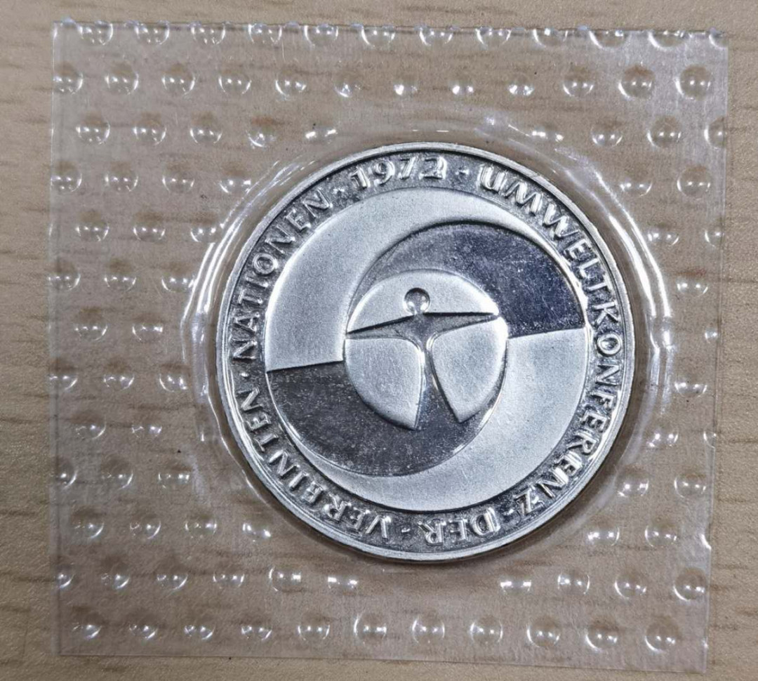 北京马甸外币专卖微拍第二十四期，非贵金属纪念币，流通币专场，陆续上新，欢迎关注 1982年精装5马克，品相如图