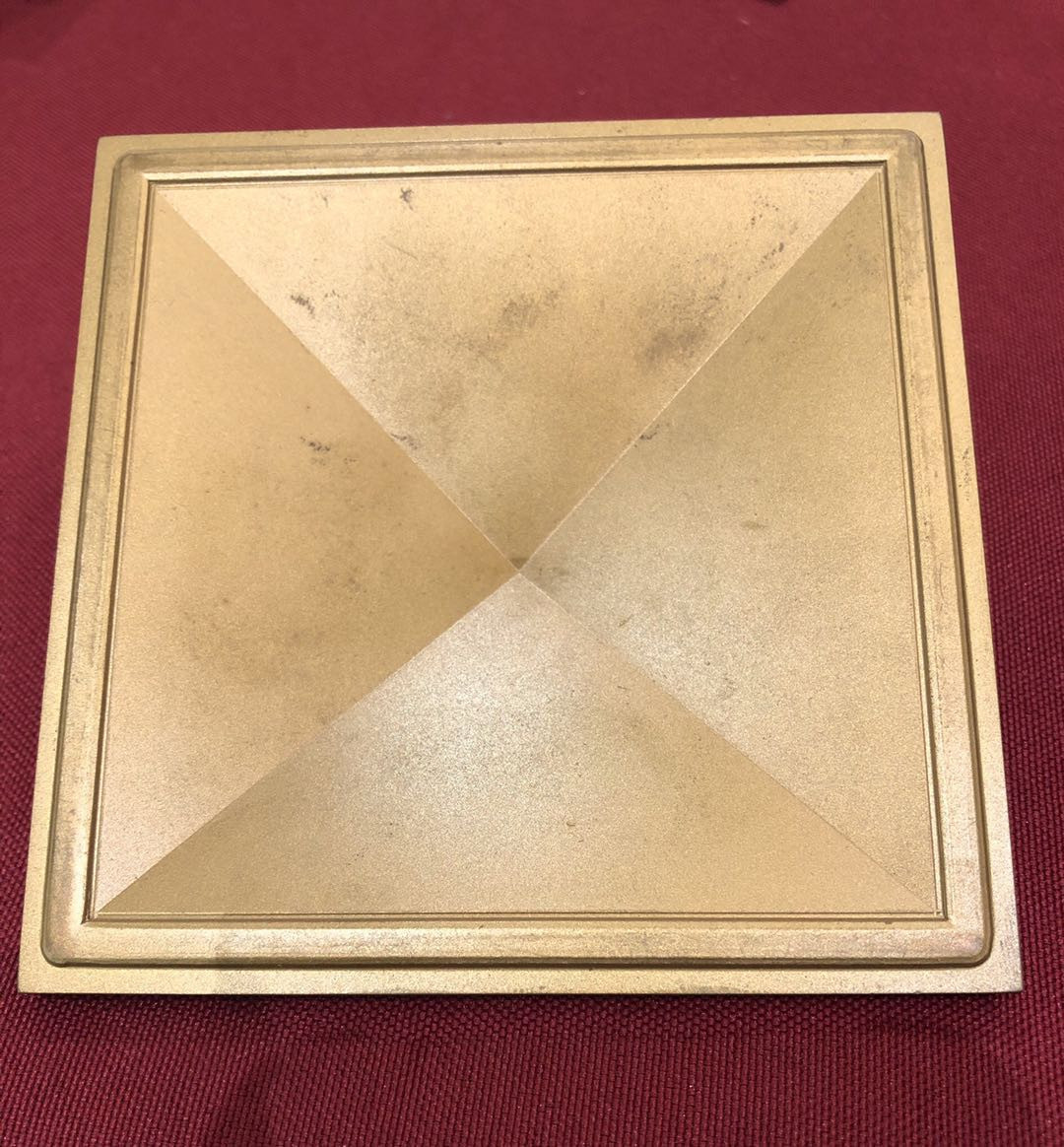 麦朵尔第56场拍卖——2020年中国(国际)钱币展销会 1995金字塔日历章