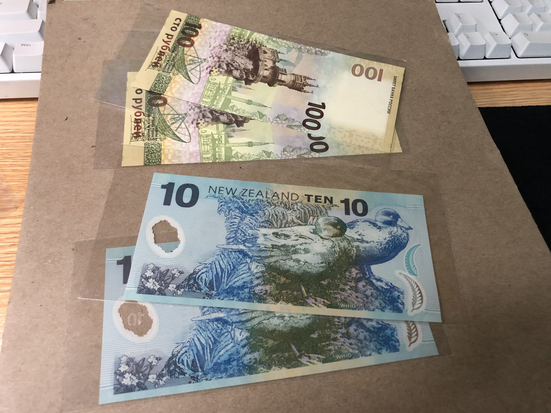 【Blue Auction】世界纸币精拍第23期—— 锡兰佛国(共50拍） 【一组4张】新西兰 塑料钞 10元*2&俄罗斯2015年 100卢布 收回克里米亚半岛纪念钞*2 全新UNC 