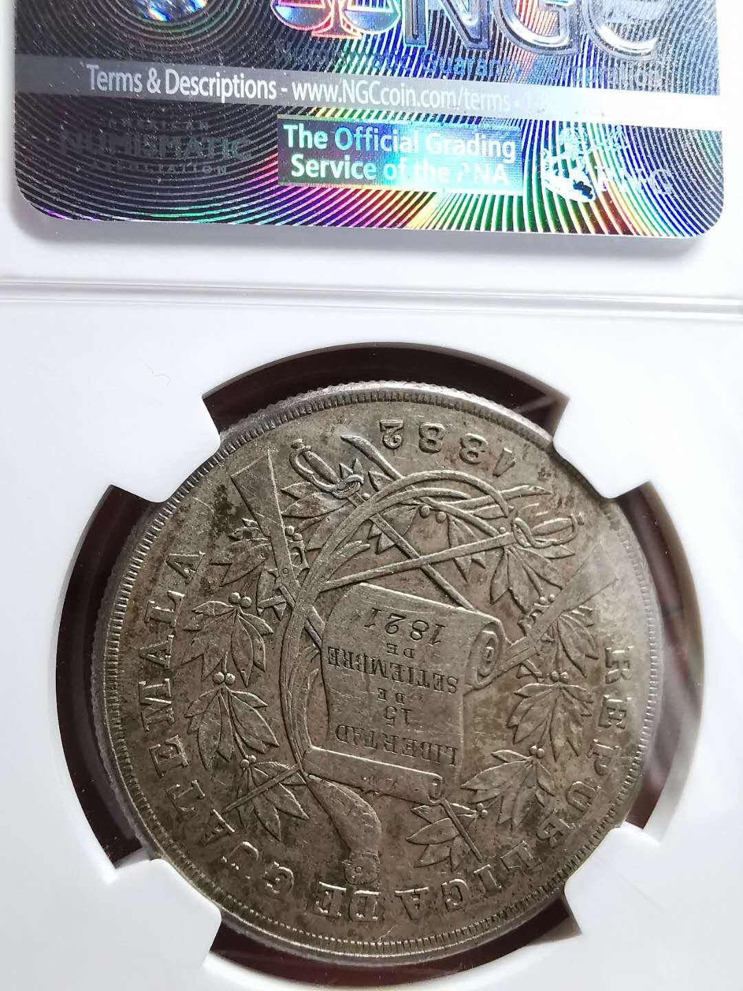 凡希社世界钱币微拍第一百三十三期 稀！1882危地马拉自由女神版比索大银NGC-MS61罕见品种！