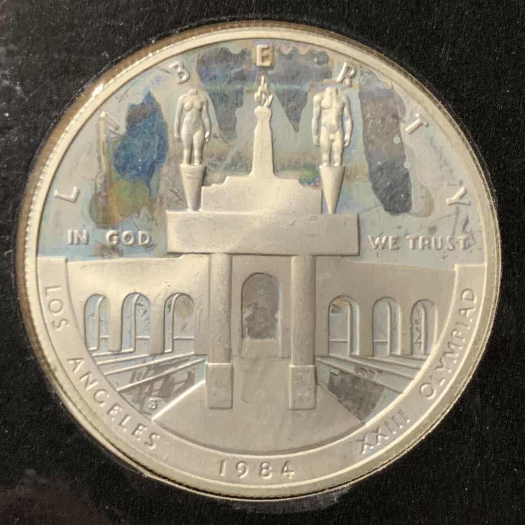 紫瑗钱币——微拍第106期 美国 1984年  洛杉矶奥运会 场馆 1元 26.73克 0.9银 精制 原卡装