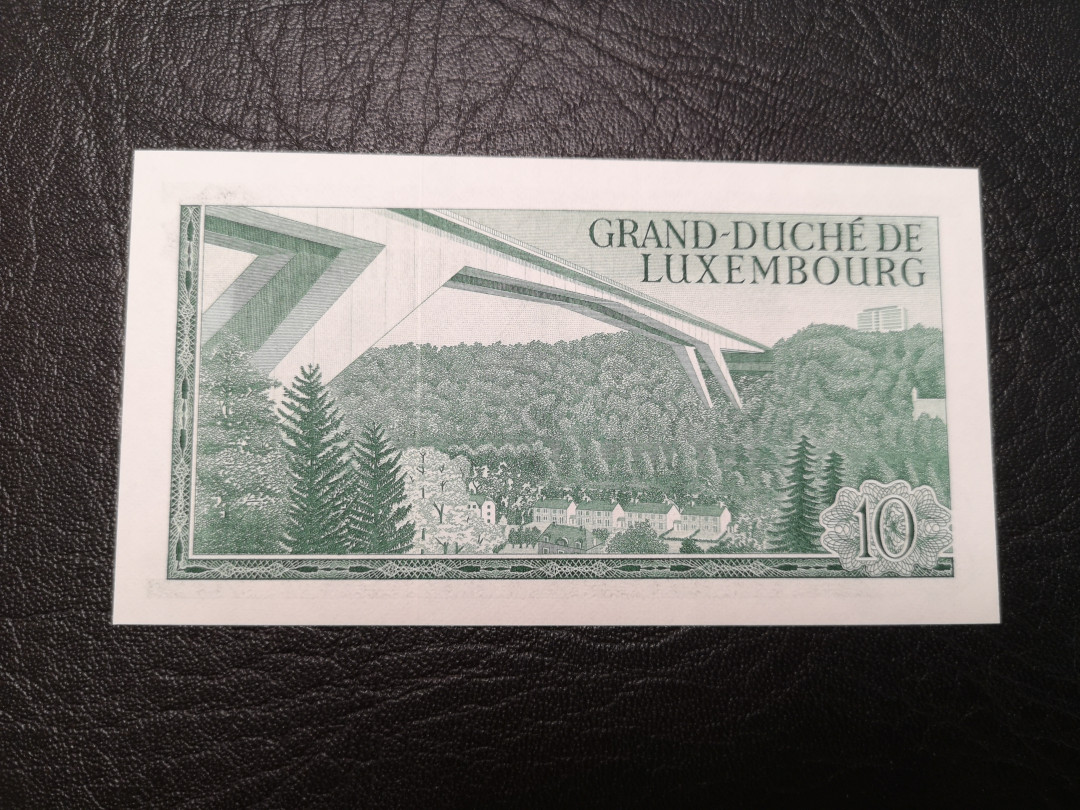 《外钞收藏家》第八十四期拍卖（广州2020币展特拍） 卢森堡1967年10法郎 全新绝品