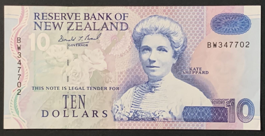 紫瑗钱币——微拍第107期—纸币场（团购） 新西兰 1992年 新西兰储备银行 绿色野鸭 10元 UNC （P-178c)