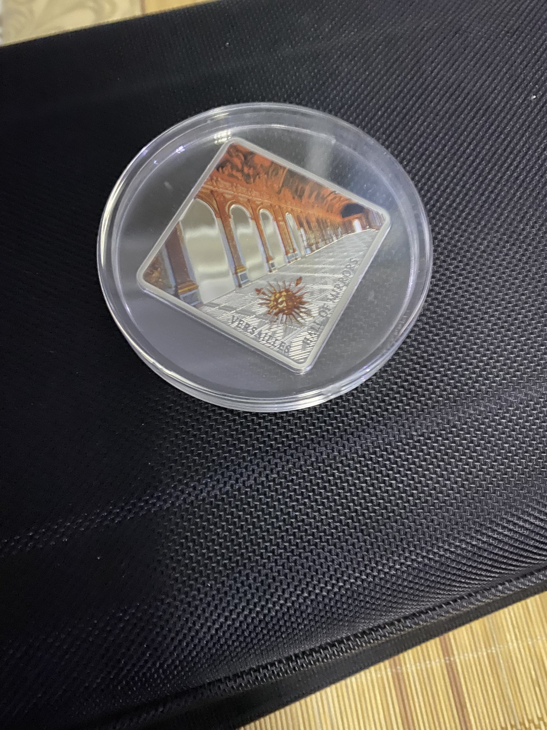 CSIS-GREAT评级精品钱币拍卖第五十六期 帕劳2013年法国凡尔赛宫大厅的镜子精制仿古彩色正方形纪念银币