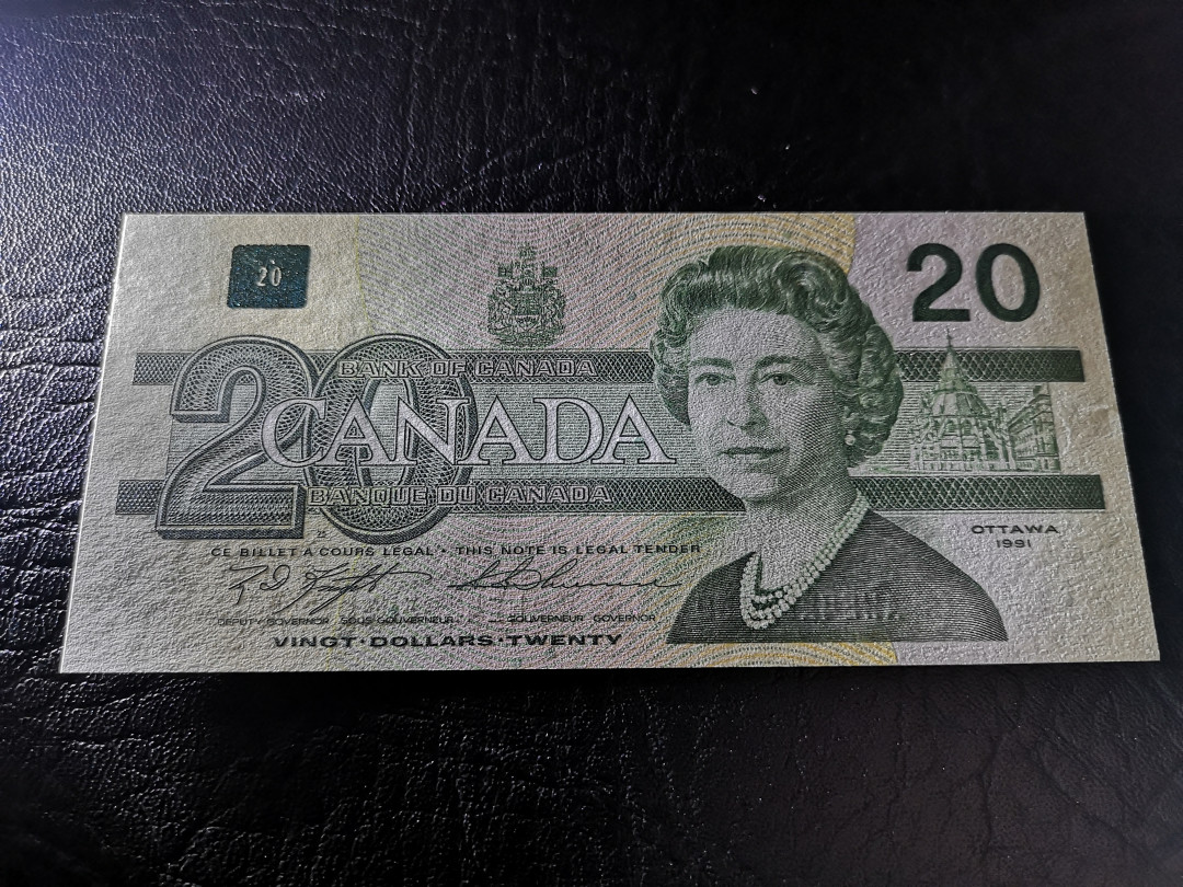 《外钞收藏家》第八十五期拍卖 加拿大鸟版 20加元 全新品相