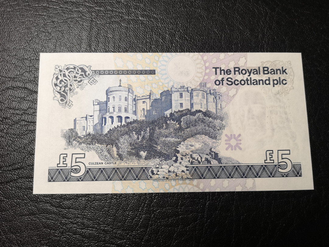 《外钞收藏家》第八十五期拍卖 苏格兰2005年5镑 全新绝品 纪念钞