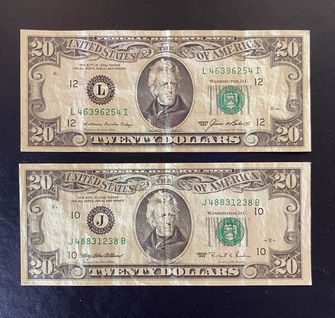 兄弟钱币收藏2020年第54期拍卖 美国1985年和1995年小头20美元，两枚，EF