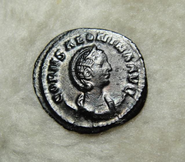 阿尔特米德古典钱币中国微拍第六期 罗马帝国 萨洛妮娜皇后 安东尼安银币