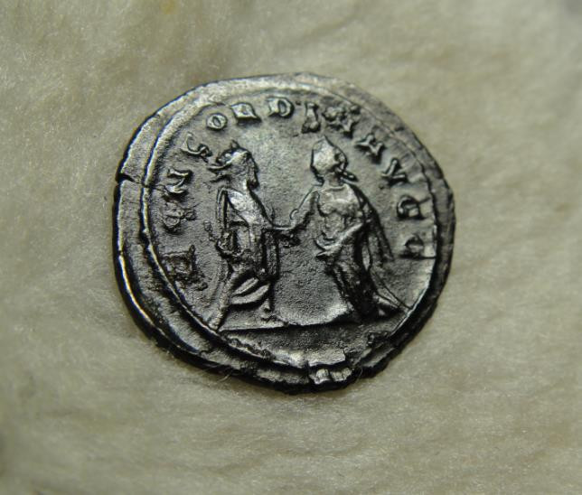 阿尔特米德古典钱币中国微拍第六期 罗马帝国 萨洛妮娜皇后 安东尼安银币