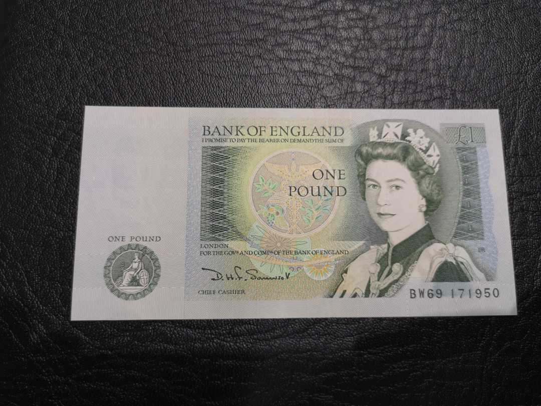 《外钞收藏家》第八十七期拍卖 英国 D序列1镑 unc