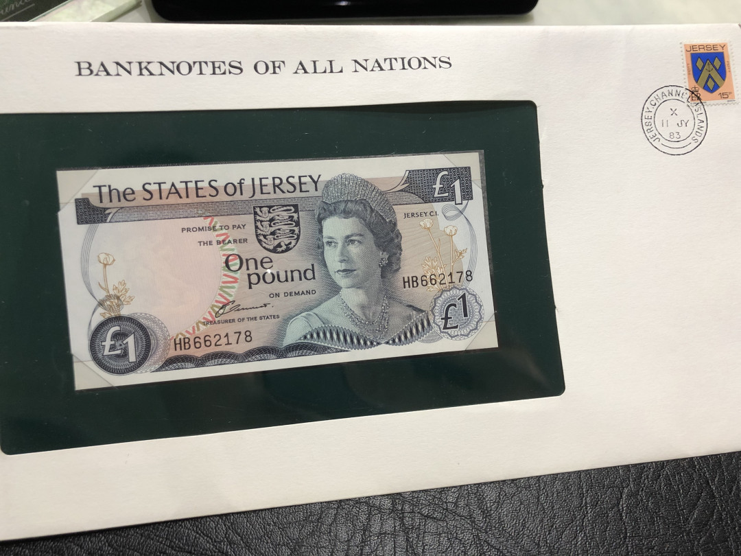 《外钞收藏家》第八十七期拍卖 泽西1镑 精美背面 信封包装版 全新