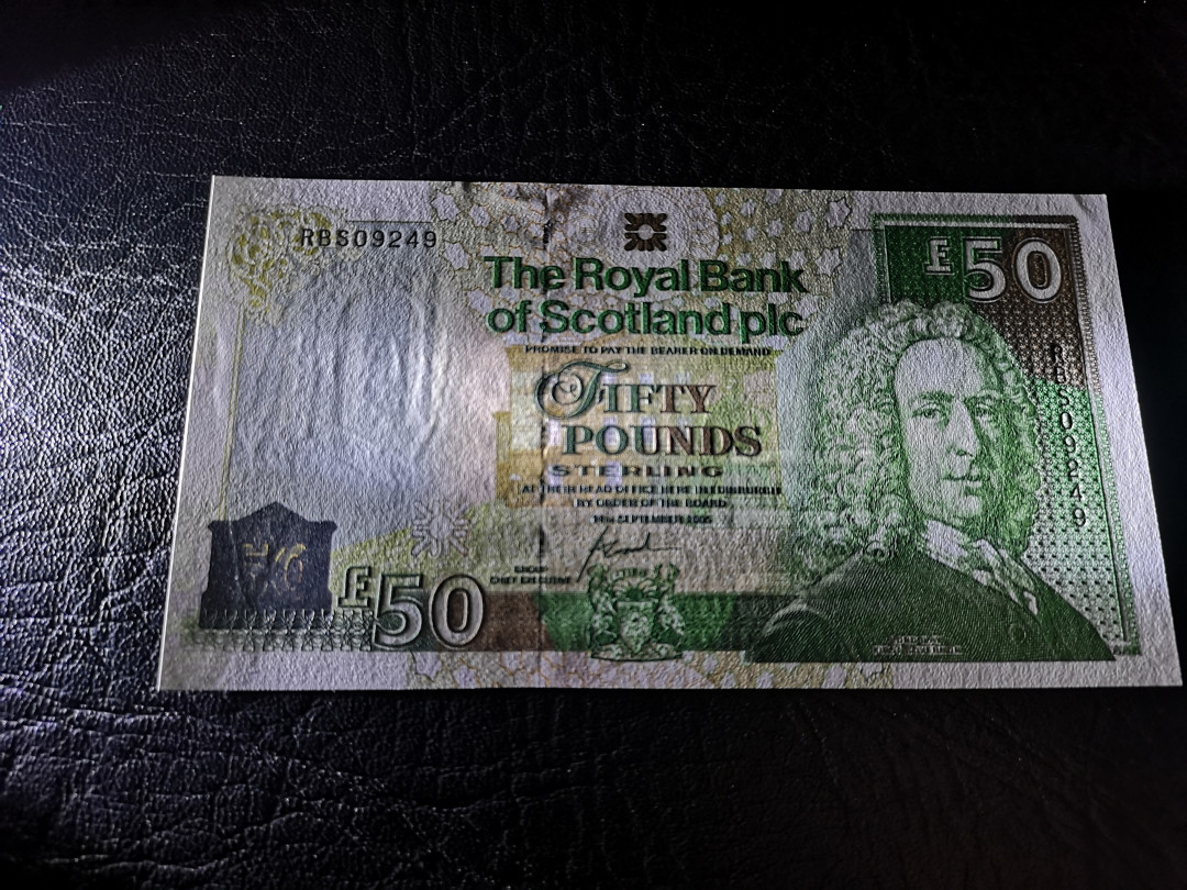 《外钞收藏家》第八十七期拍卖 苏格兰2005年50镑 全新unc