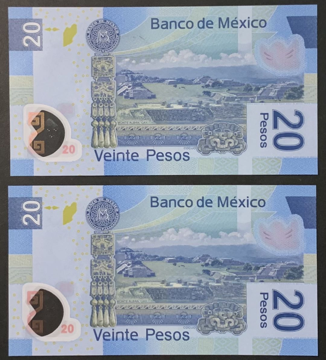 紫瑗钱币——微拍第114期—纸币场 墨西哥 2016年  20比索 塑料币 2枚一组 AA系列A冠 首发 UNC