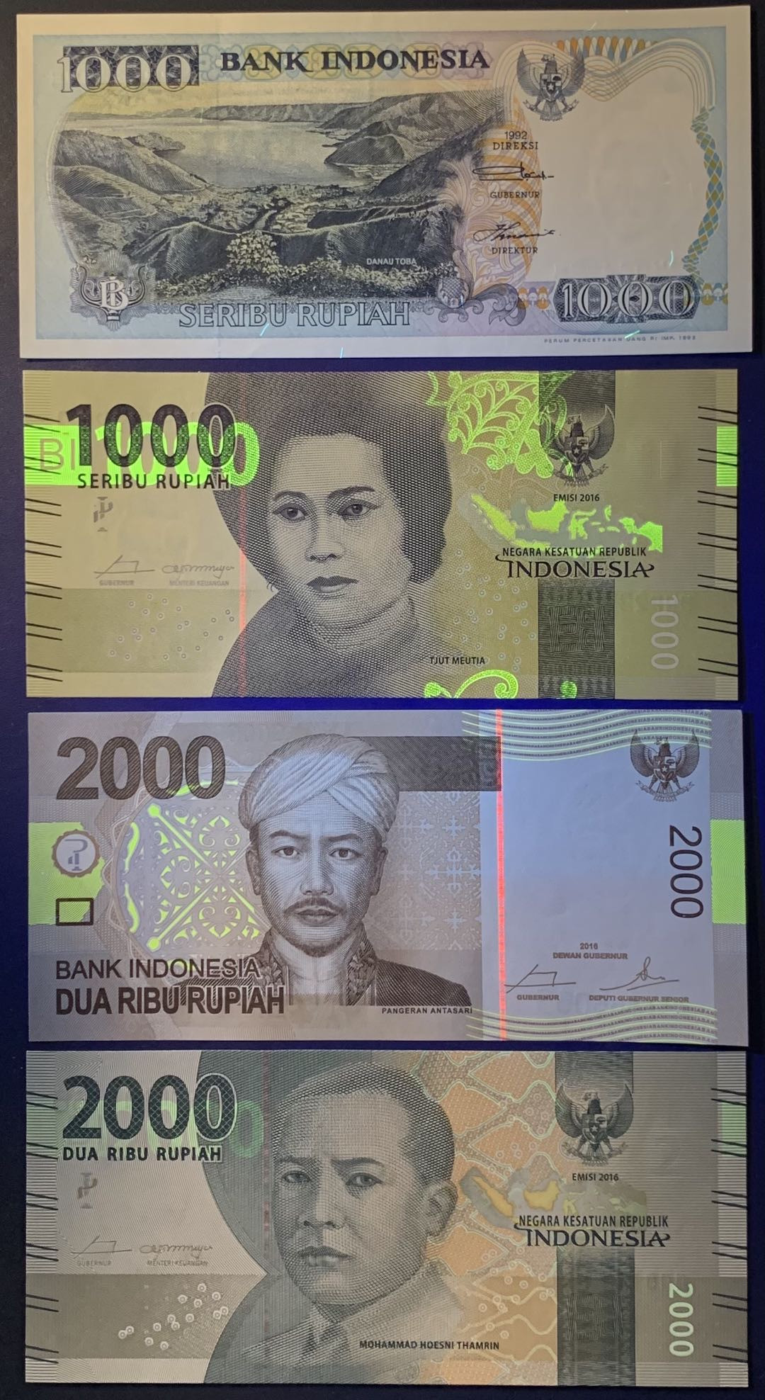 紫瑗钱币——微拍第114期—纸币场 印度尼西亚 各种版别 1000 2000卢比 4枚一组 UNC