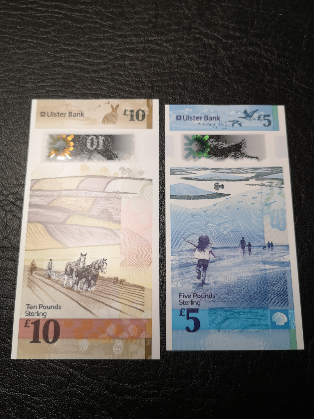 《外钞收藏家》第八十八期拍卖 北爱尔兰最新版塑料钞 两张 10、5两张面额  全新绝品 