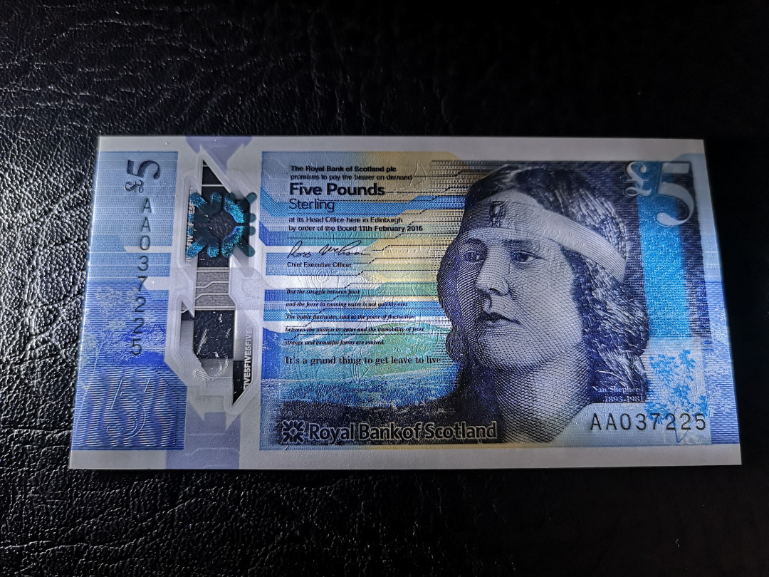 《外钞收藏家》第八十八期拍卖 苏格兰2016年塑料钞 5镑 AA冠 全新绝品