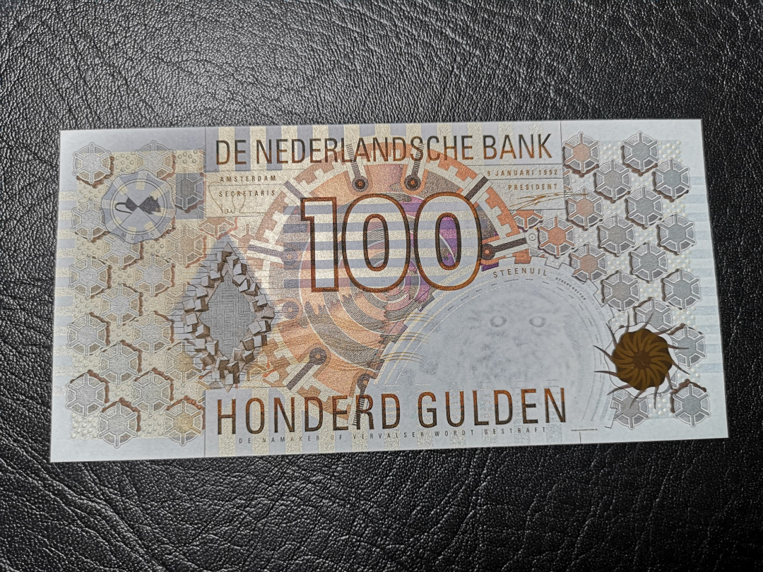 《外钞收藏家》第八十八期拍卖 荷兰 齿轮版 100盾 全新绝品 