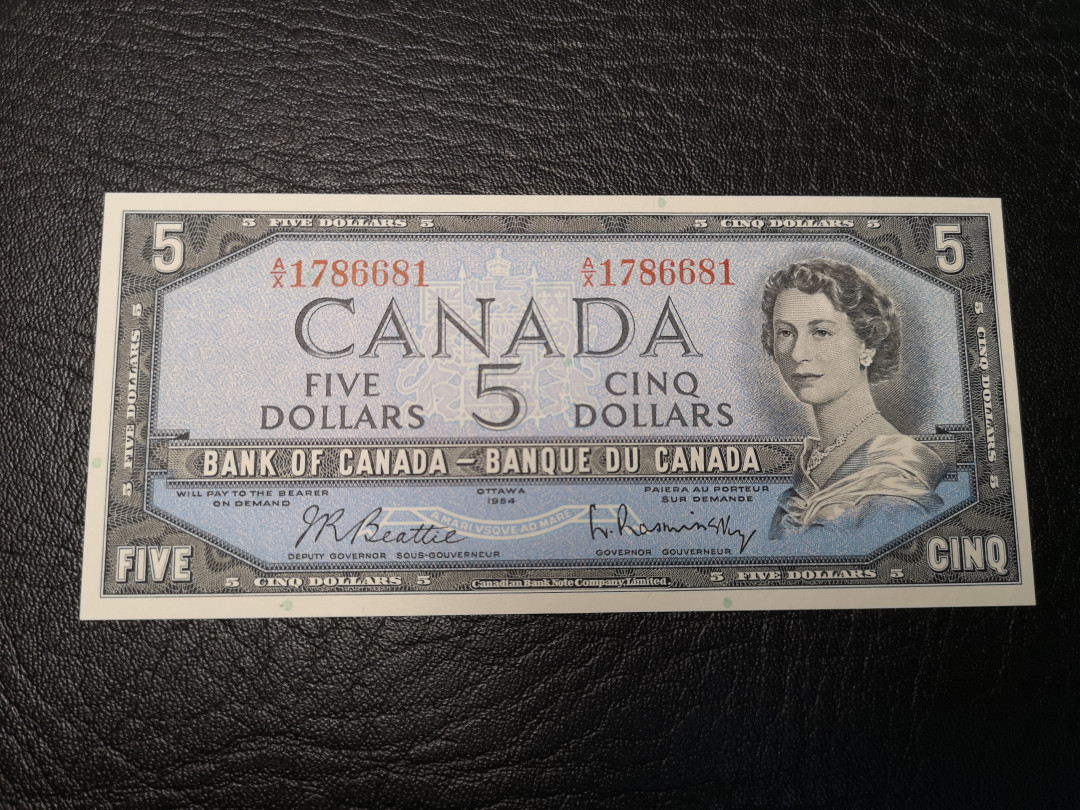 《外钞收藏家》第八十八期拍卖 加拿大1954年5加元 风景版 全新