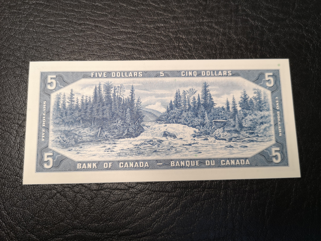 《外钞收藏家》第八十八期拍卖 加拿大1954年5加元 风景版 全新