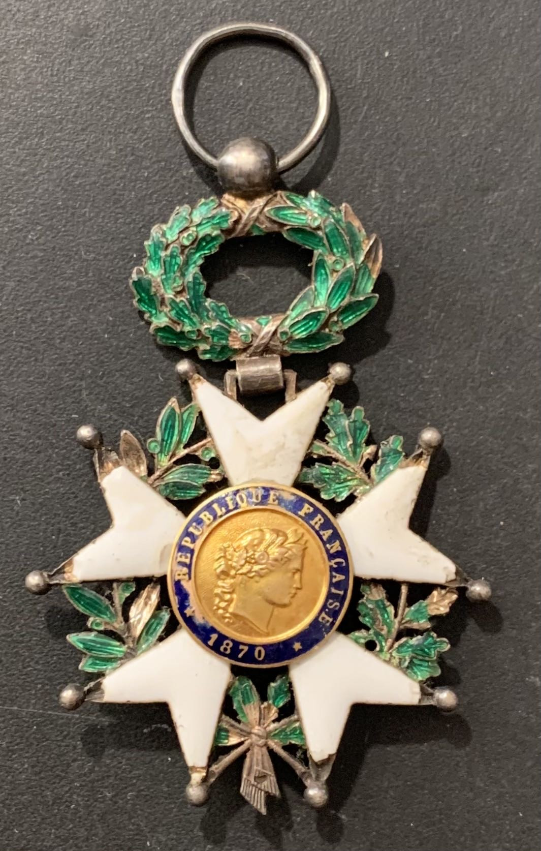 紫瑗钱币——微拍第115期 法国 荣誉军团勋章 银质 珐琅彩 重16.7克