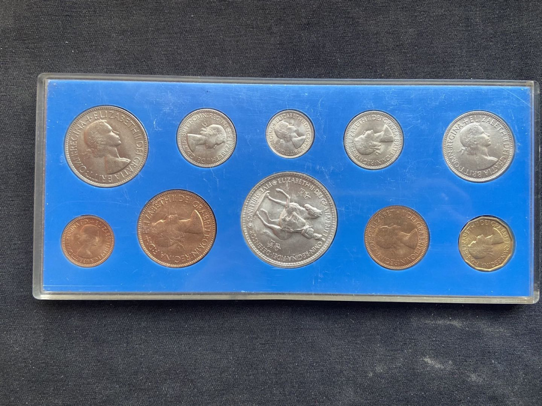 【币观天下】第126期钱币拍卖～ 【英国】1953年清版纪念币一套【第一版女王头像】