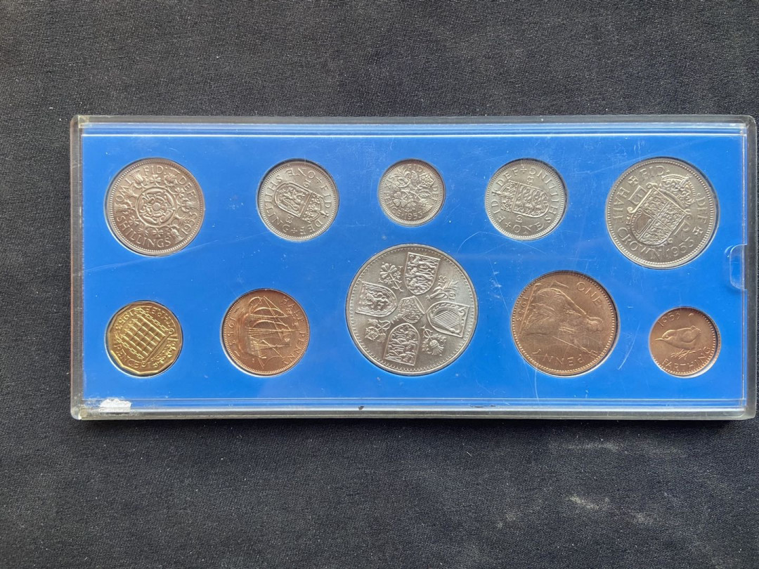 【币观天下】第126期钱币拍卖～ 【英国】1953年清版纪念币一套【第一版女王头像】