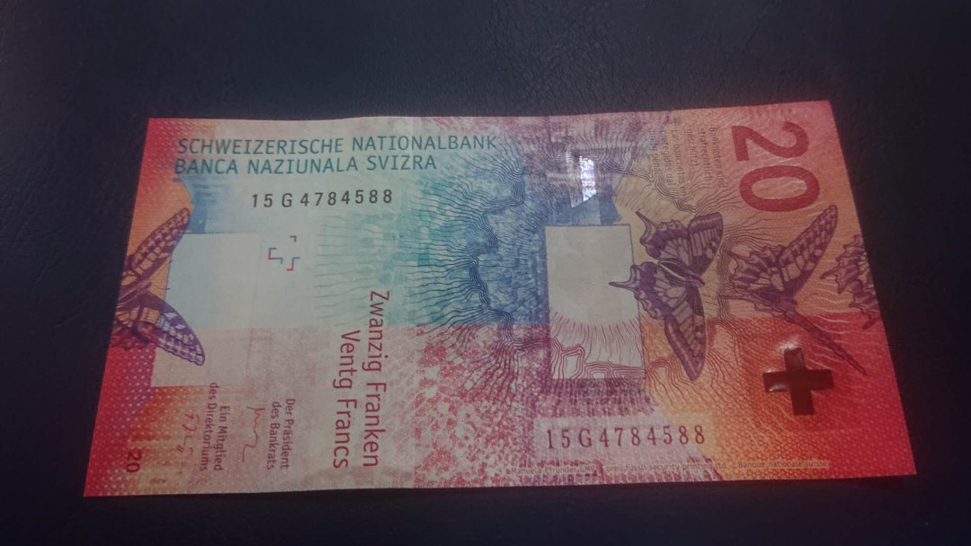 【囧羊收藏】精选微拍第2期~中外钱币场 双11特别版 2015年（ND2017）瑞士20法郎 全新UNC 尾号88