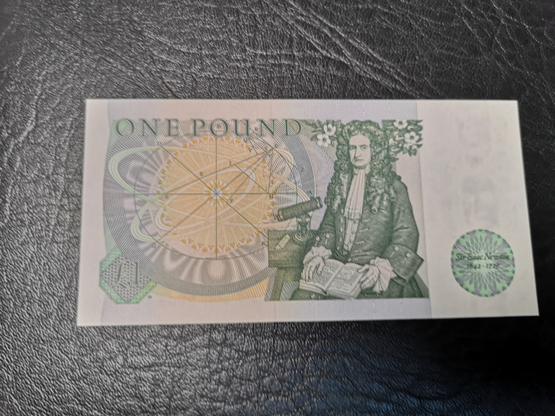 《外钞收藏家》第九十期 拍卖 英国D序列1镑 全新绝品