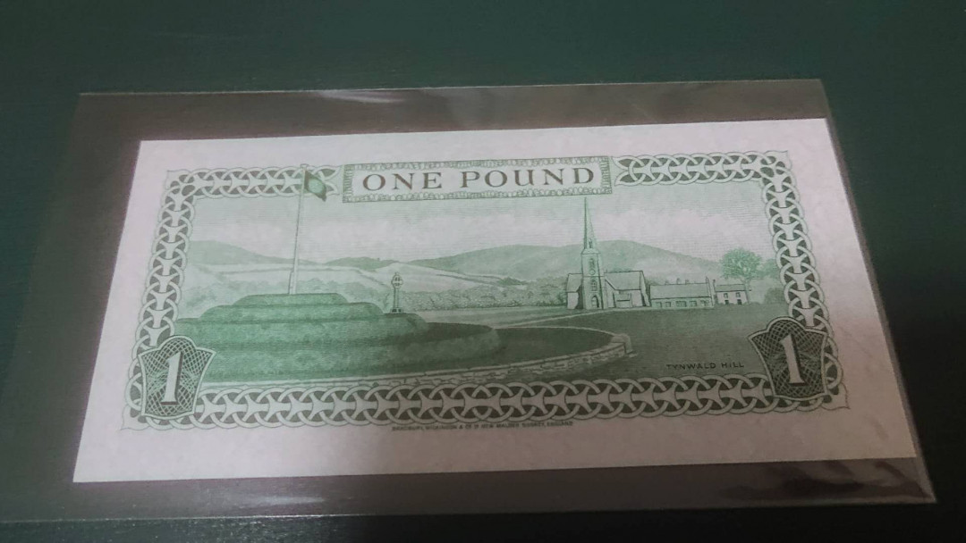 【囧羊收藏】精选微拍第3场~裸币场 11.15晚八点半 马恩岛1镑 全新UNC