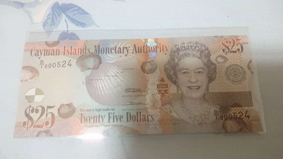 【囧羊收藏】精选微拍第3场~裸币场 11.15晚八点半 2010年开曼群岛25元 全新UNC绝品 千位号