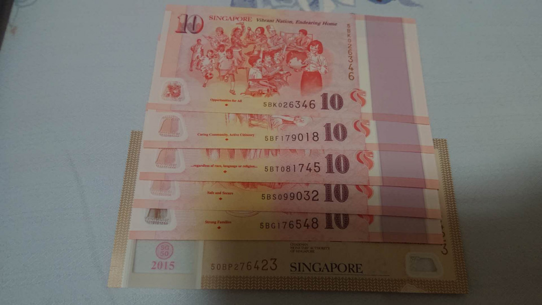 【囧羊收藏】精选微拍第3场~裸币场 11.15晚八点半 2017年新加坡建国50周年纪念钞 全新UNC保真 裸钞（如要原装册子另外联系加钱）