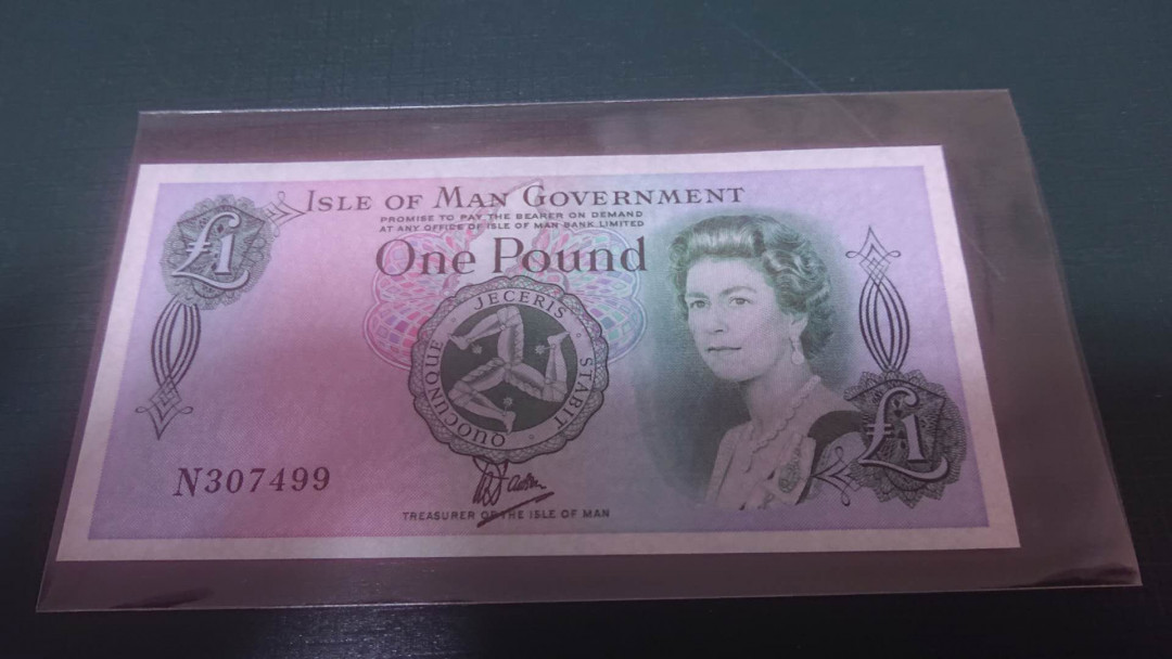 【囧羊收藏】精选微拍第3场~裸币场 11.15晚八点半 马恩岛1镑 全新UNC