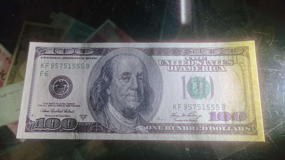 【囧羊收藏】精选微拍第2期~中外钱币场 双11特别版 2006A美国100美元 大头版 全程无4豹子号555 全新UNC