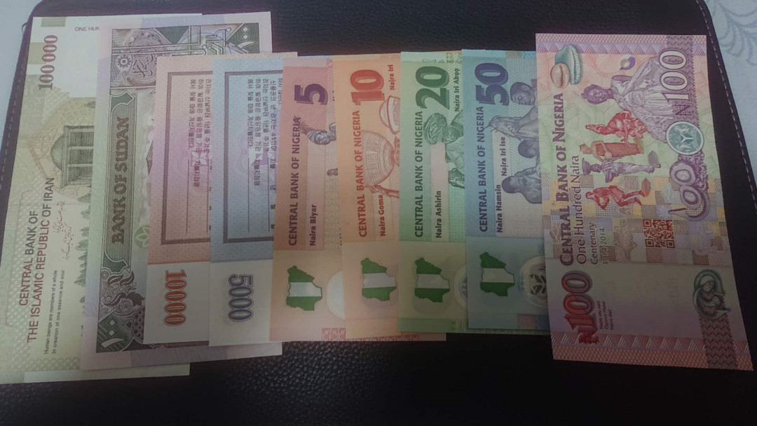 【囧羊收藏】精选微拍第3场~裸币场 11.15晚八点半 全新杂币 伊朗10晚，苏丹100，朝鲜国库券5000和10000，尼日利亚5，10，20，50，100