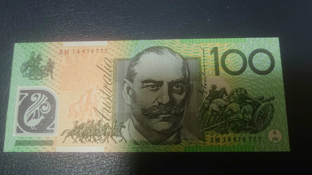 【囧羊收藏】精选微拍第3场~裸币场 11.15晚八点半 2014年澳大利亚100元塑料钞 豹子号777 全新绝品