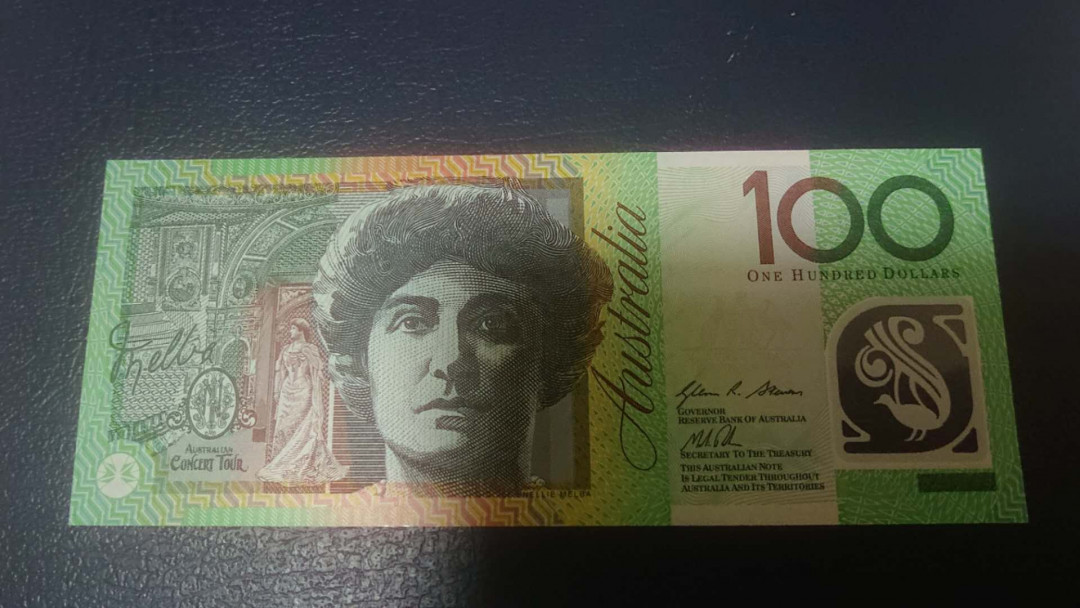 【囧羊收藏】精选微拍第3场~裸币场 11.15晚八点半 2014年澳大利亚100元塑料钞 豹子号888 全新绝品