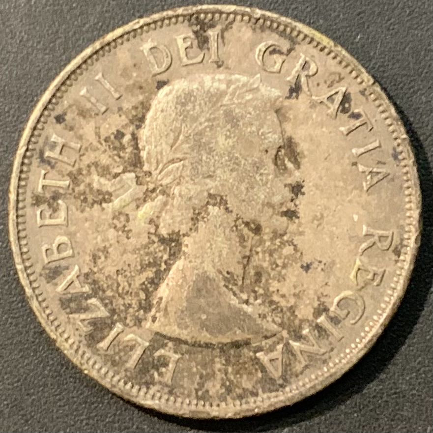 紫瑗钱币—微拍第119期  加拿大 1953年 伊丽莎白二世 50分 老国徽 11.67克 0.8银