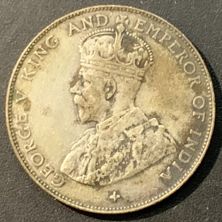 紫瑗钱币—微拍第129期  海峡殖民地 1920年 乔治五世 50分 8.42克 0.5银