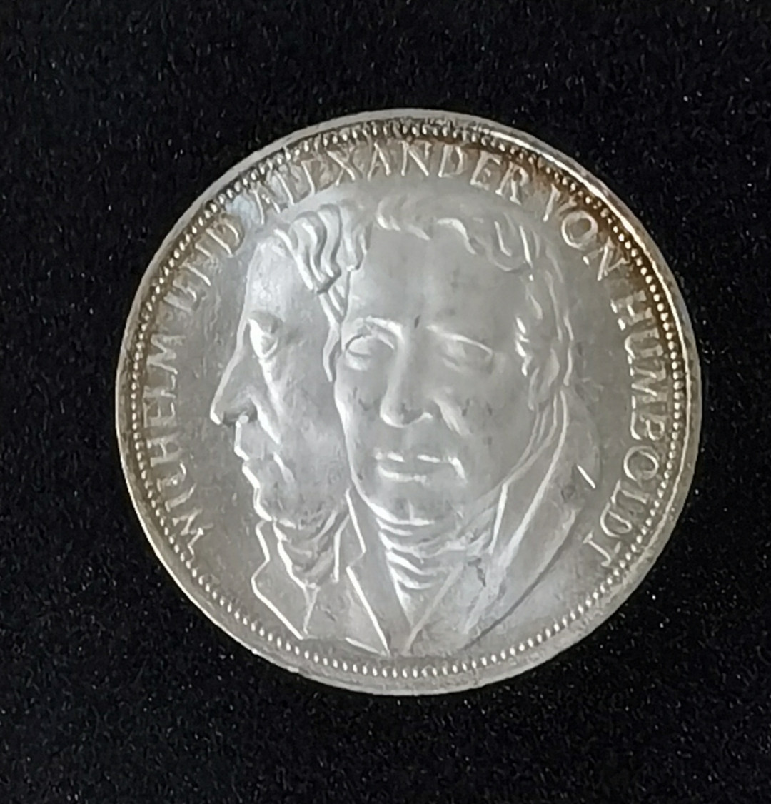 马甸外币专卖微拍第二十九期，银币专场，陆续上新，欢迎关注 1967年德国5马克洪堡诞辰200周年纪念银币，重11.2克，成色：625，品相如图